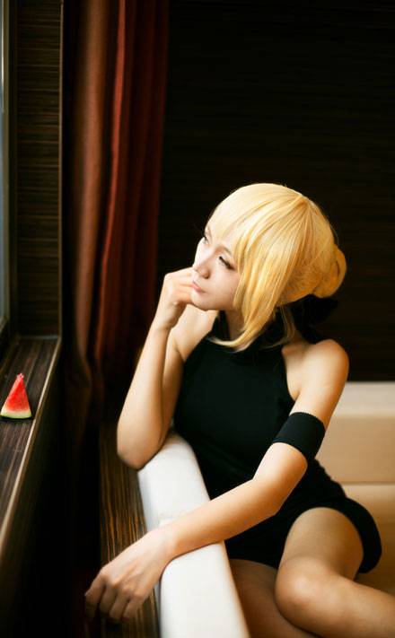 《fate》黑化saber水着性感cosplay（11）
