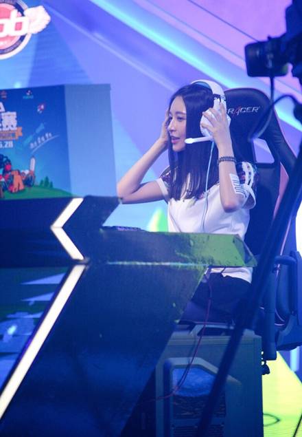 电竞第一女神孙妍协写真图片写真集（4）