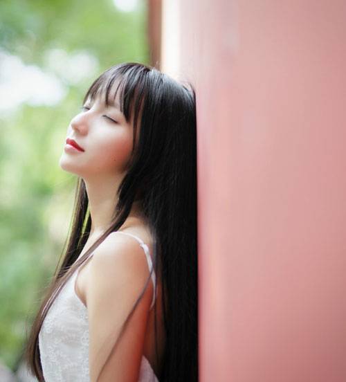 日系红唇美女意境写真（9）