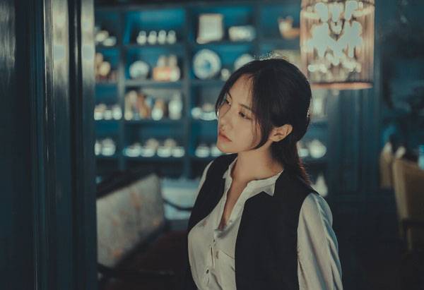 帅气养眼美女复古胶片图片写真（6）