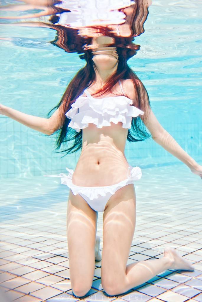 2水下泳衣少女写真