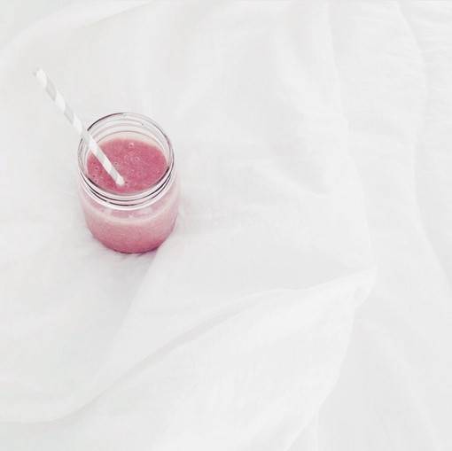 关于生活小杂物的白色调治愈系唯美图片