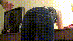 ATP_20170118_Swats_For_The_Road_Hard_Paddling_On_Jeans_And_Bare_Before_Heading_Back_To_College-小圈子