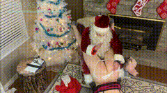 Amateur_Masked_Velvet_Santa_Visits_and_Spanks_Naughty_Curvy_Girl-小圈子