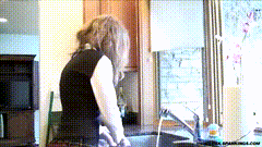 OTK_10034_1_700_Sophie_Spanked_for_Doing_a_Poor_Job_on_Her_Chores-小圈子