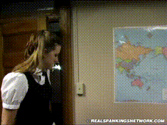 OTK_6389_1_700_Monica_Shows_Up_Late_For_Detention-小圈子