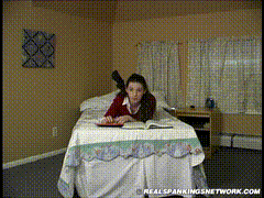 OTK_6407_1_700_Bailey_s_Wet_Panty_Spanking-小圈子