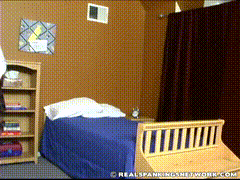 OTK_8531_1_700_Riley_Messes_Up_The_Dorm_Room-小圈子