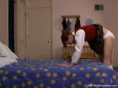 Real_Strappings_2288_2_700_Holly_is_Severely_Strapped_for_Stealing-小圈子