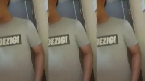 ini kakak gedhe ya boleh aku pegang