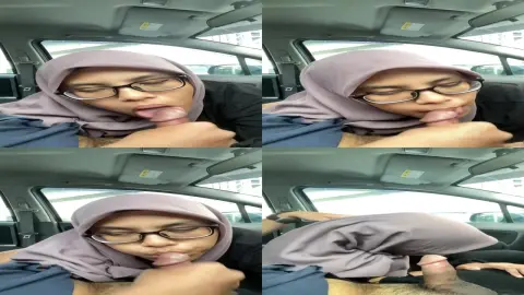 di mobil hijab