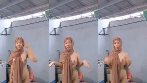 Jilbab cantik pamer sambil goyang - Tele@asupanjilbab10