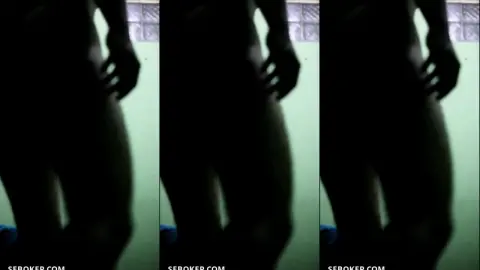 Si imut Kulum Kontol Depan Lampu