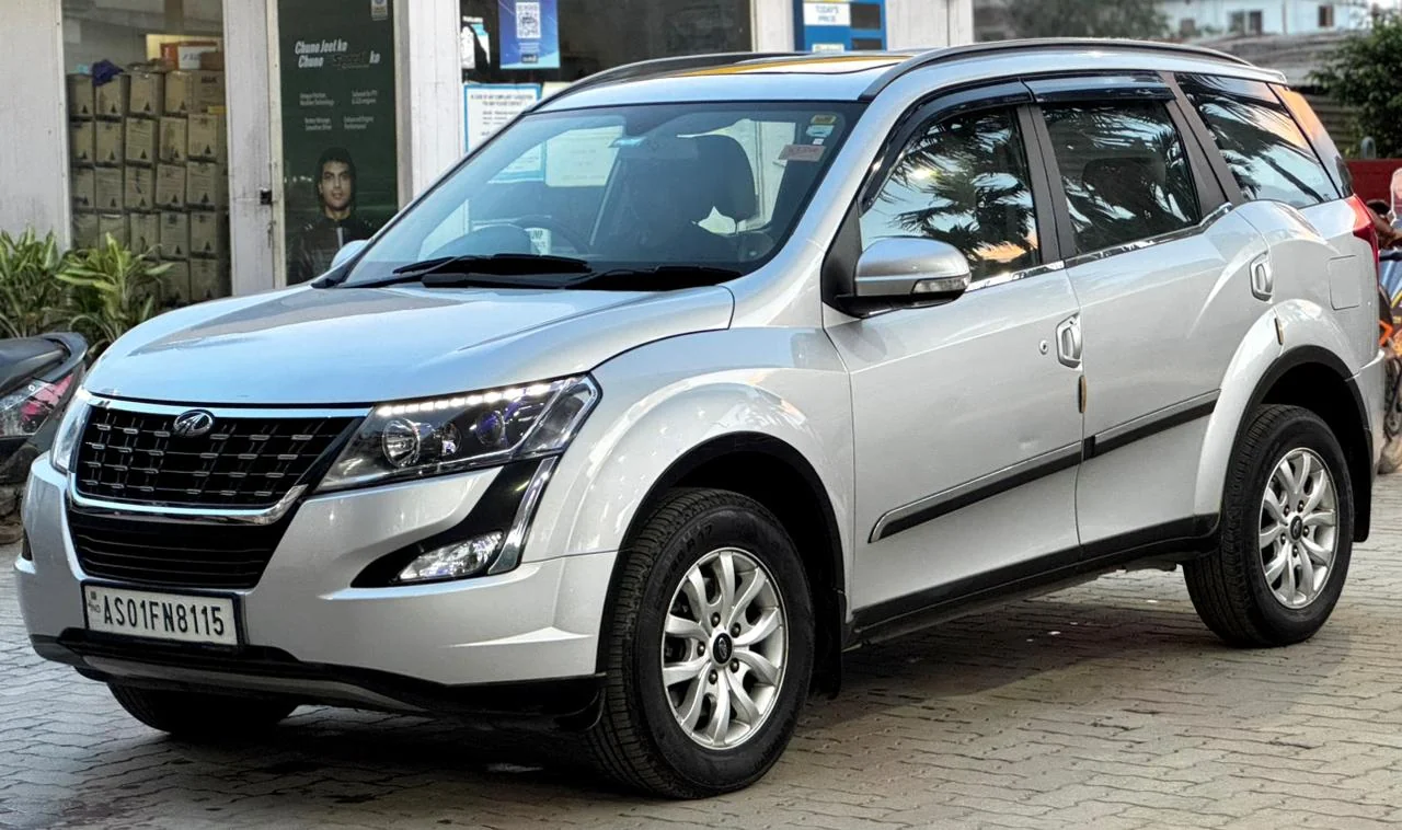 Mahindra XUV500 - Thumbnail 7