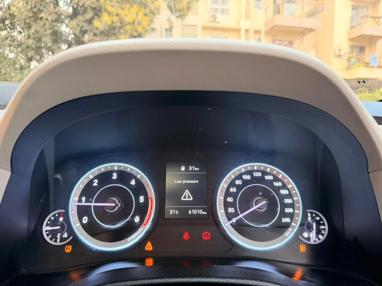 Hyundai Creta - Thumbnail 3