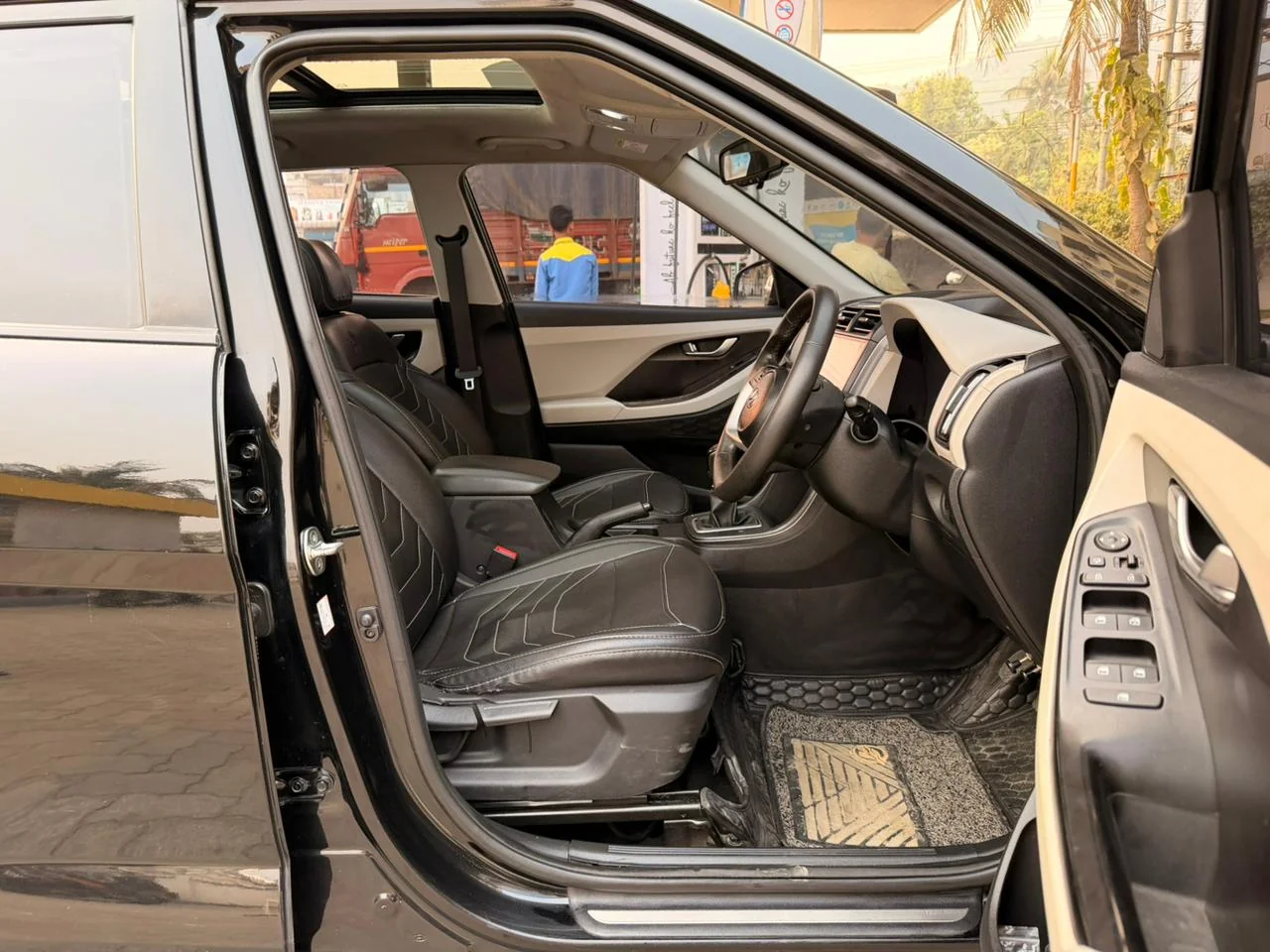 Hyundai Creta - Thumbnail 6