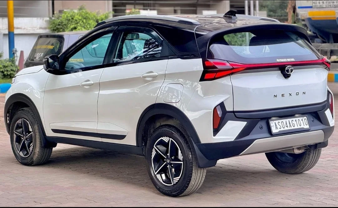 Tata Nexon - Thumbnail 5