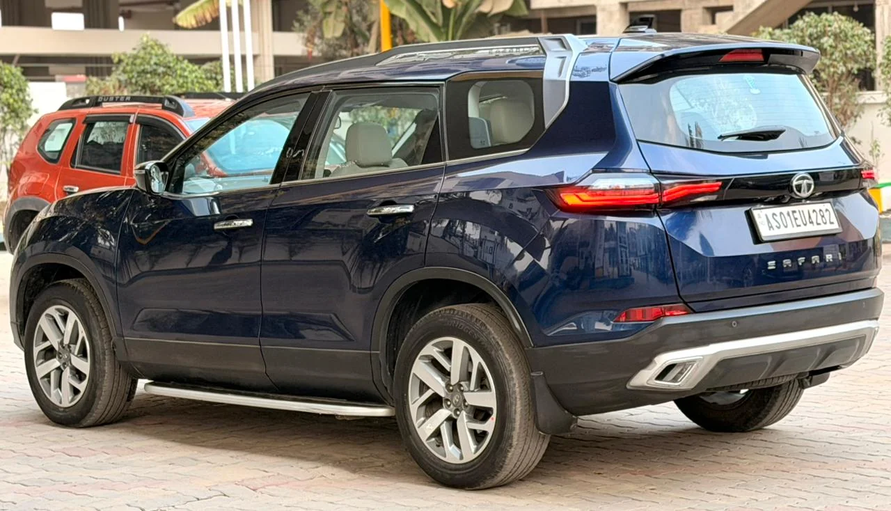 Tata Safari - Thumbnail 4