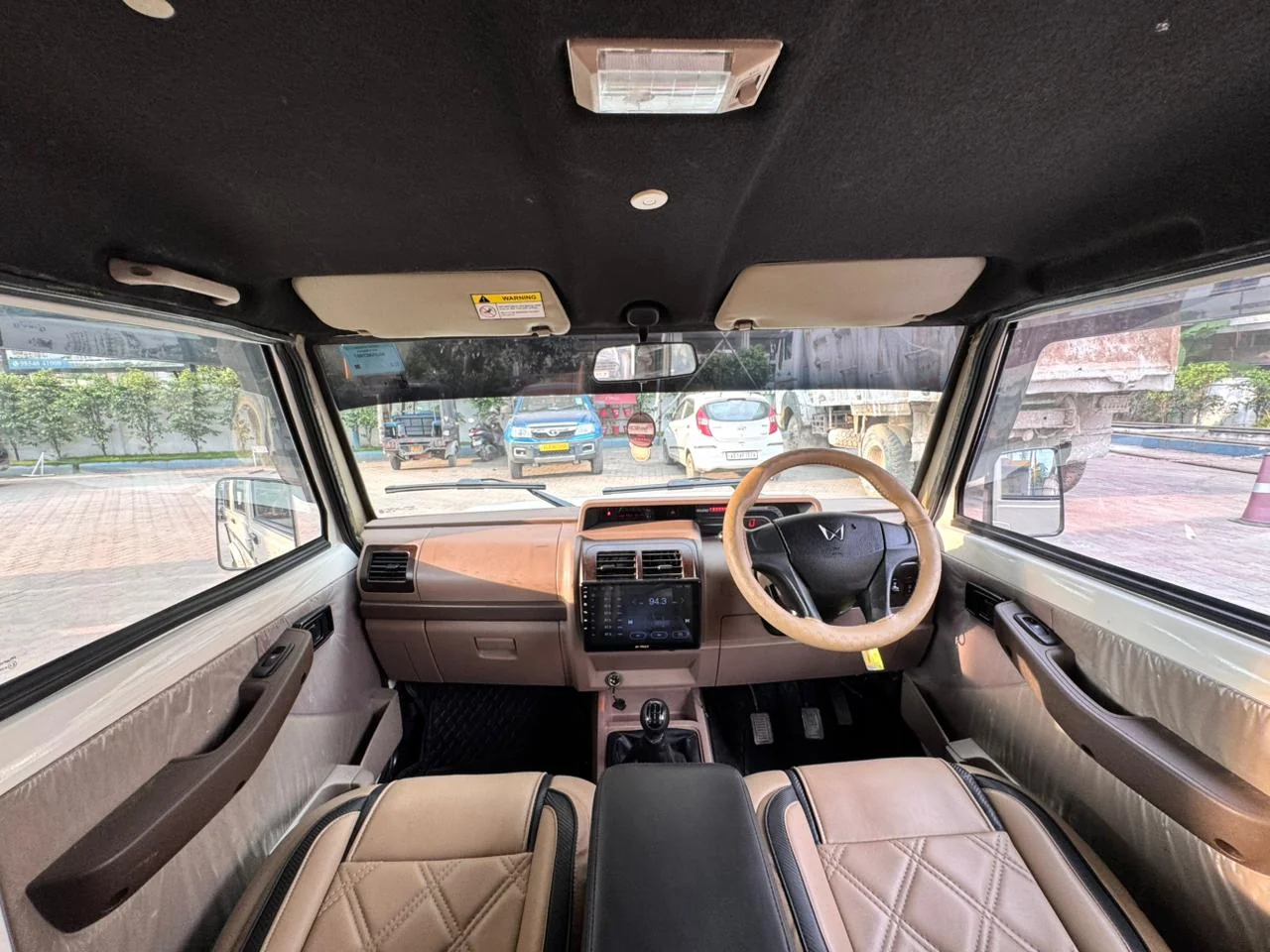 Mahindra Bolero - Thumbnail 3