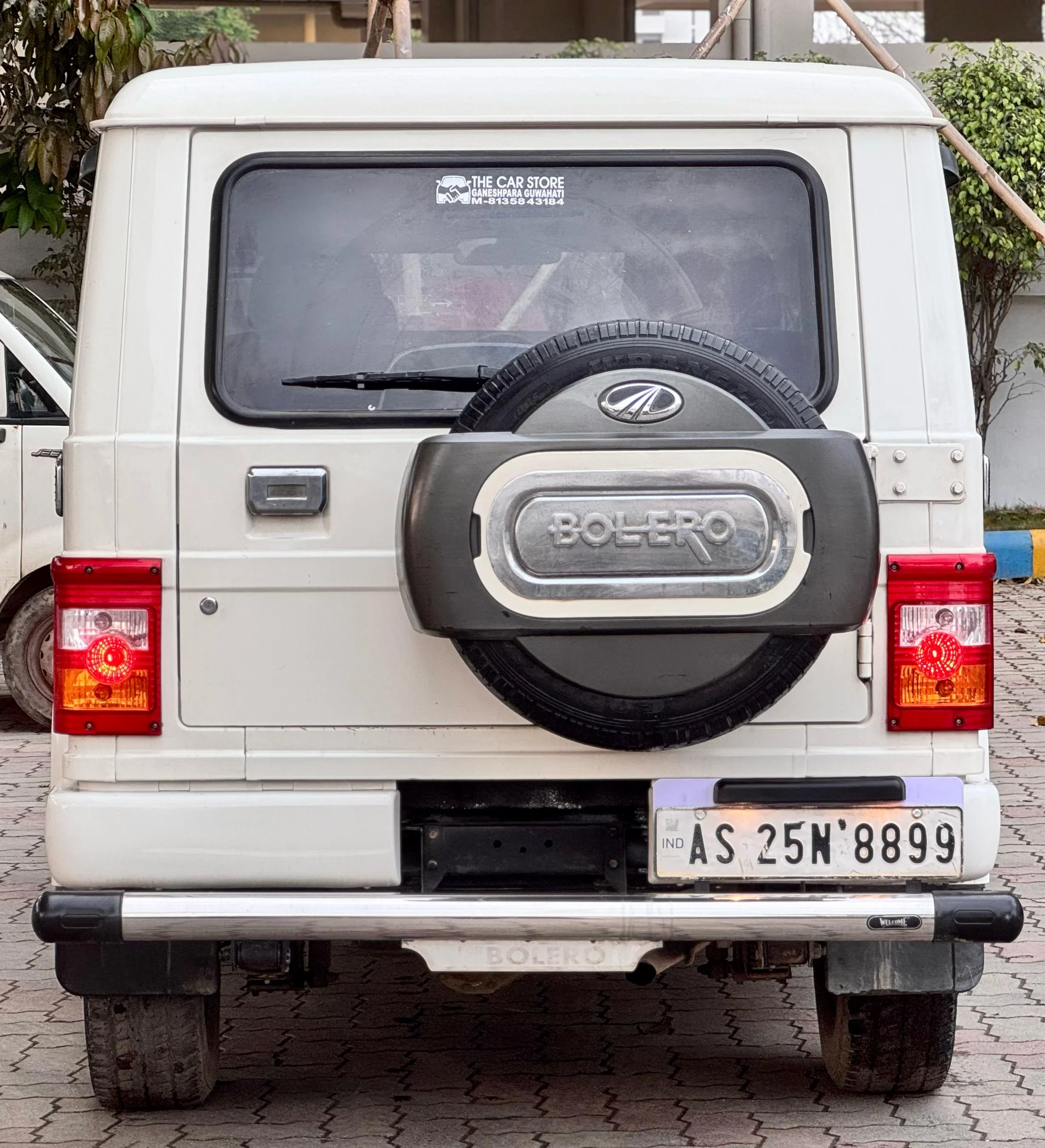 Mahindra Bolero - Thumbnail 3