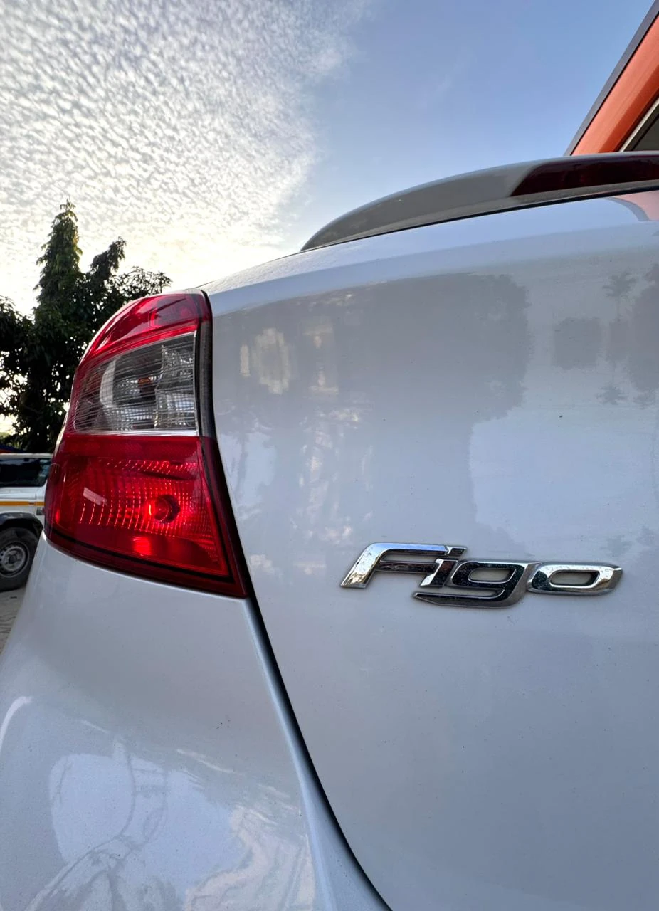 Ford Figo - Thumbnail 9