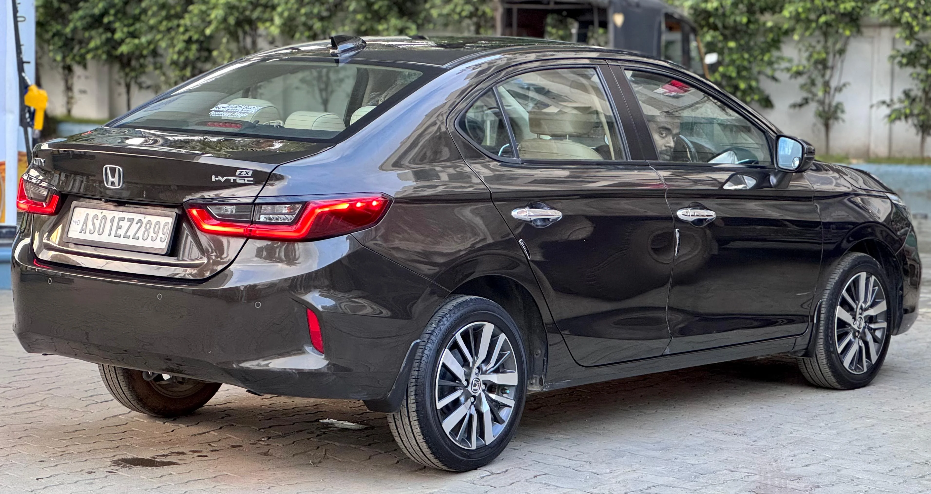 Honda City - Thumbnail 8