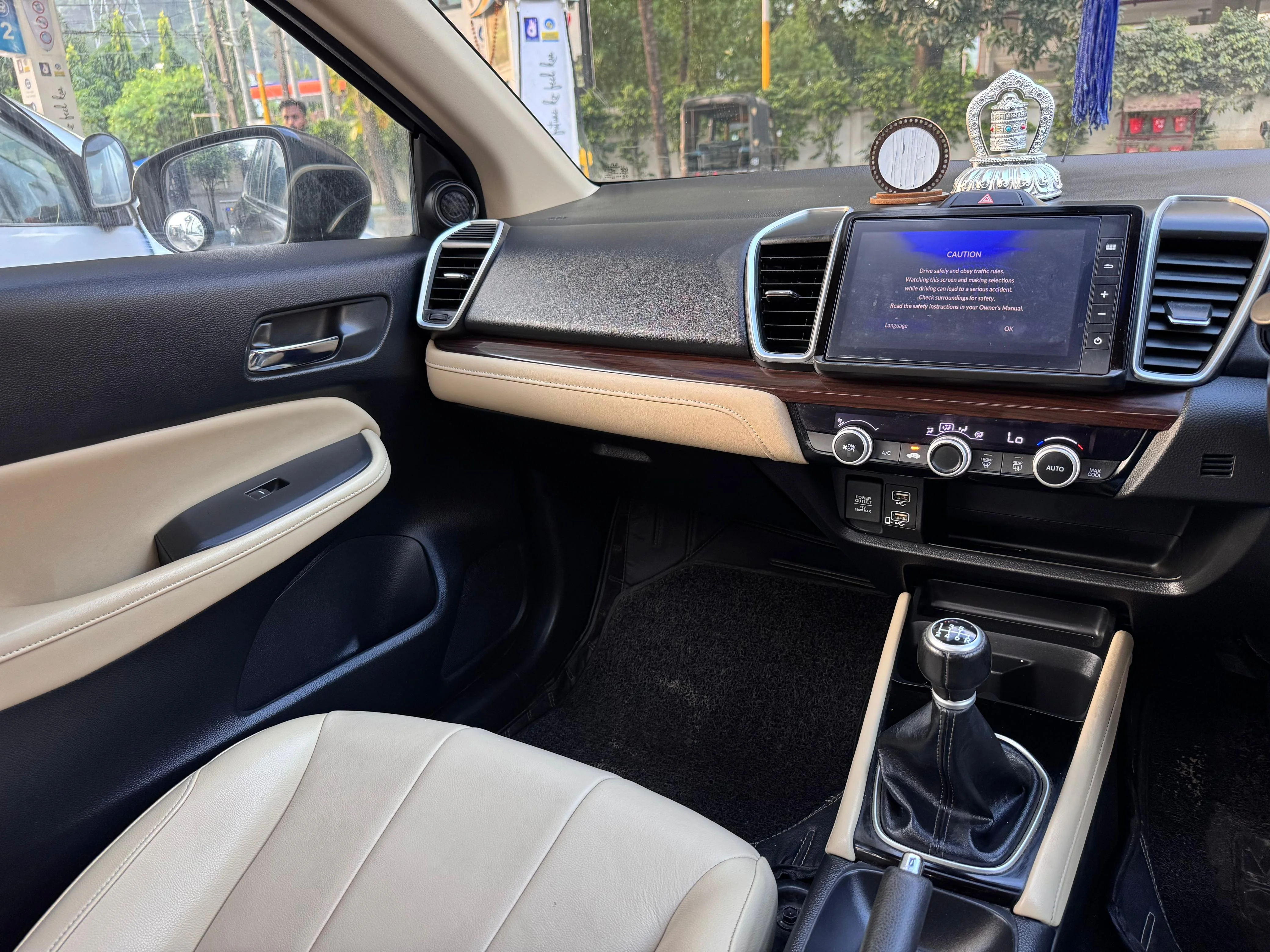 Honda City - Thumbnail 12