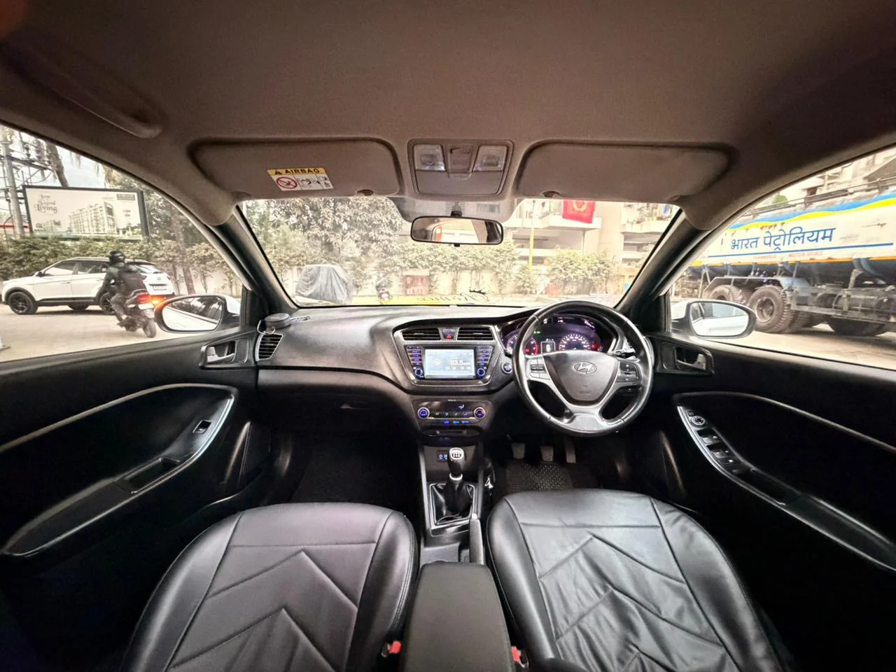 Hyundai i20 - Thumbnail 9