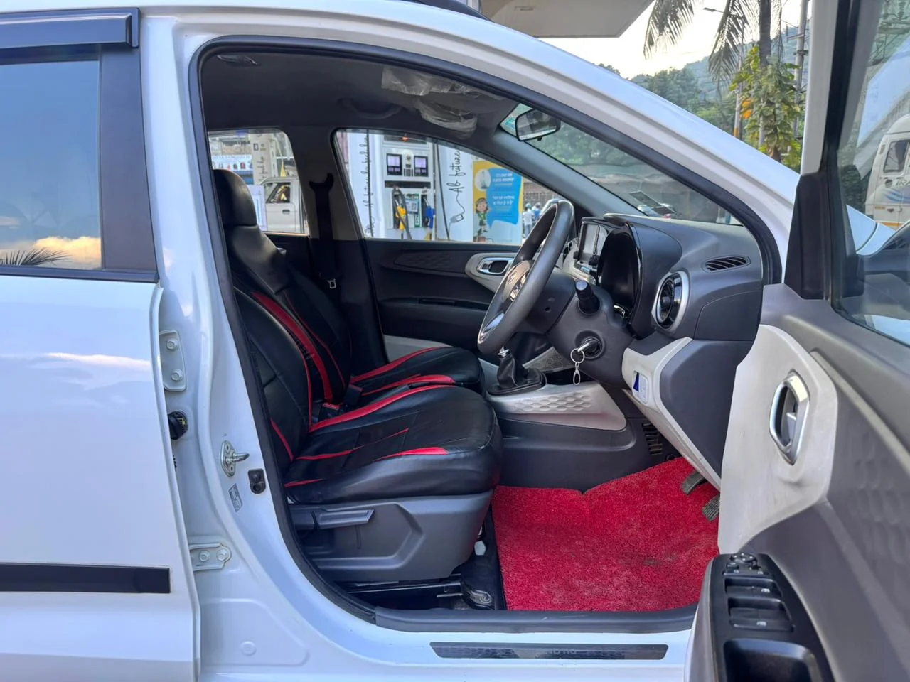 Hyundai Grand i10 Nios - Thumbnail 14