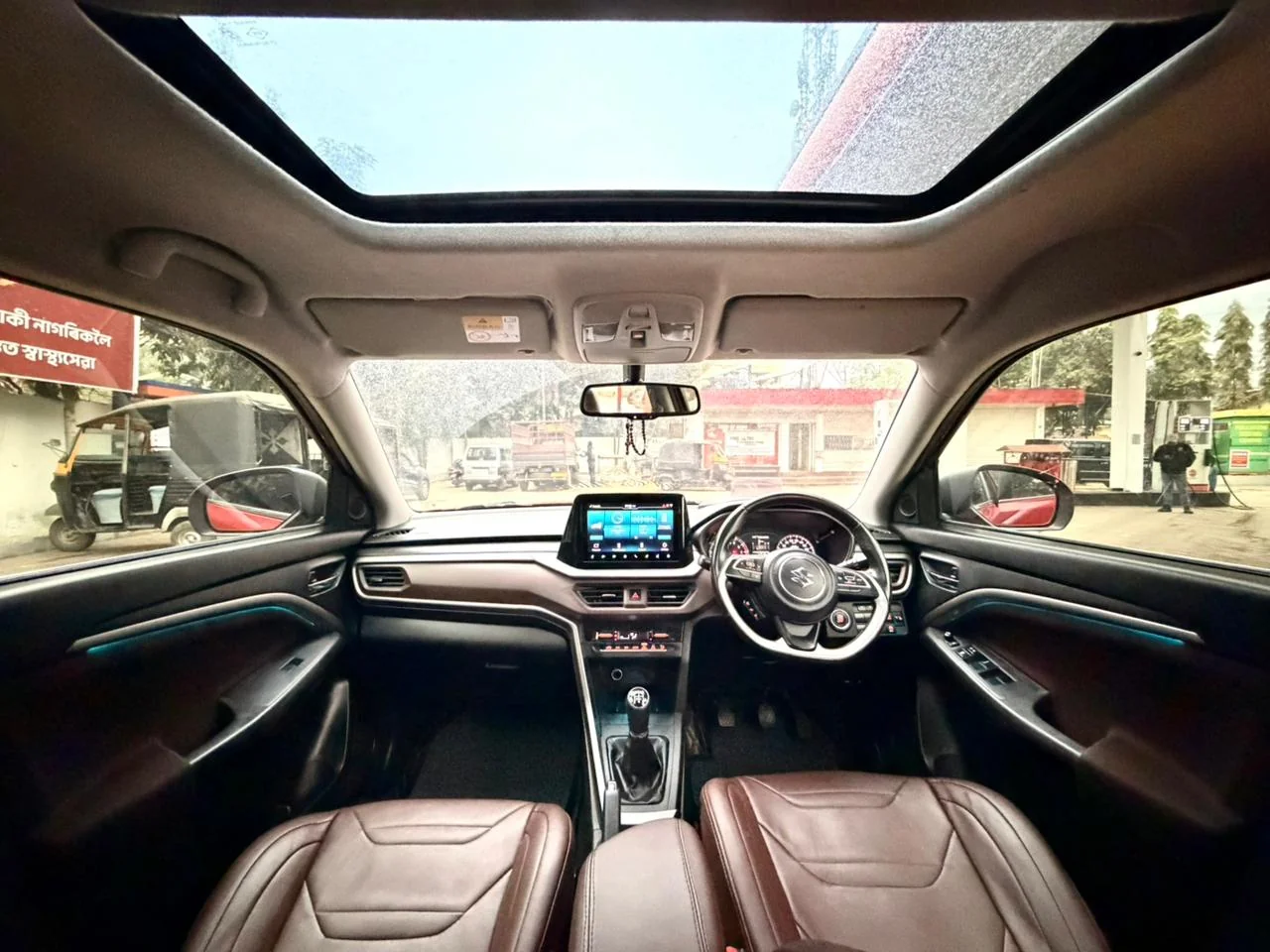 Maruti Brezza - Thumbnail 3