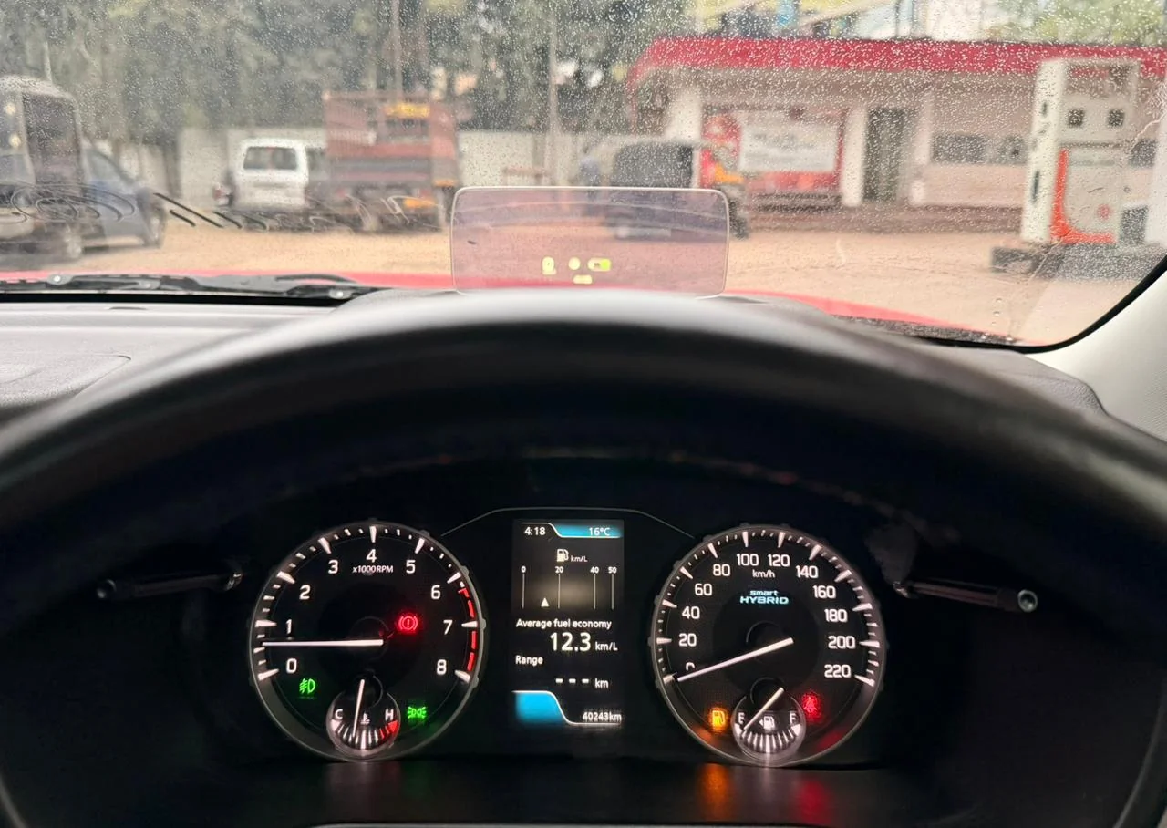 Maruti Brezza - Thumbnail 8