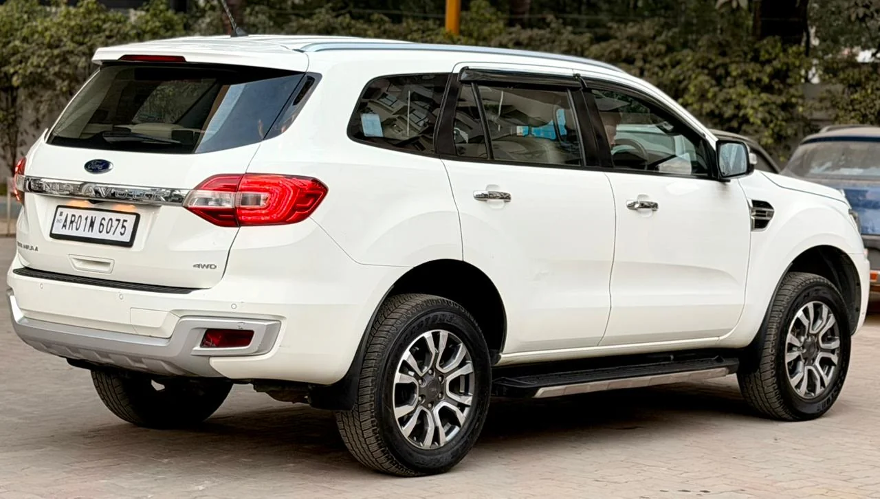 Ford Endeavour - Thumbnail 7