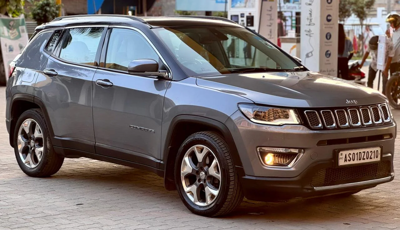 Jeep Compass - Thumbnail 3