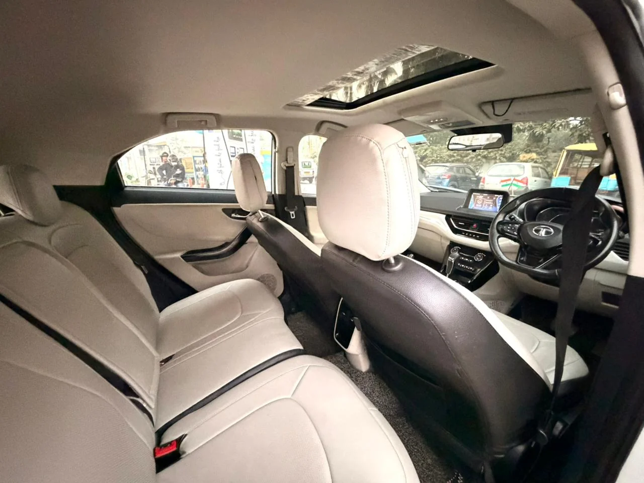 Tata Nexon - Thumbnail 4