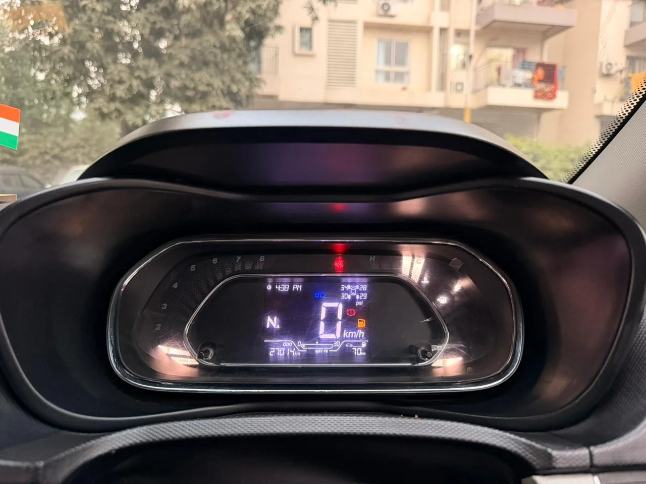 Tata Nexon - Thumbnail 11