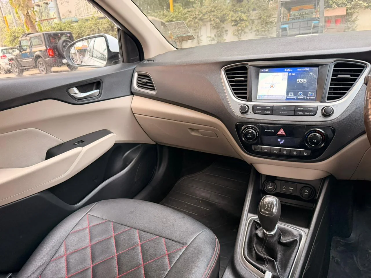 Hyundai Verna - Thumbnail 8