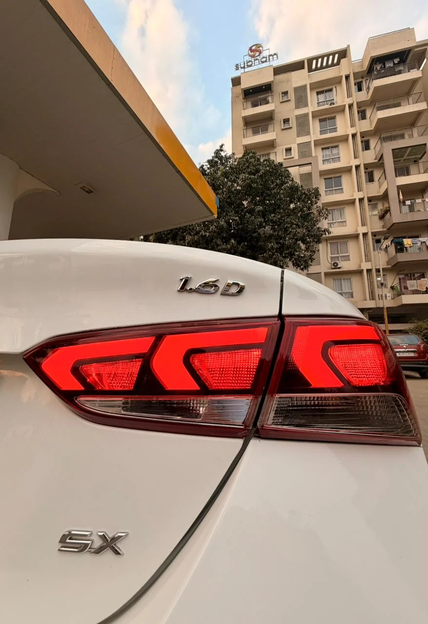 Hyundai Verna - Thumbnail 10