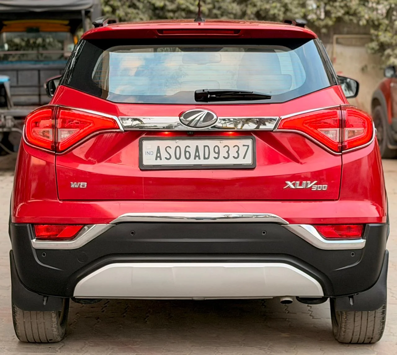 Mahindra XUV300 - Thumbnail 13