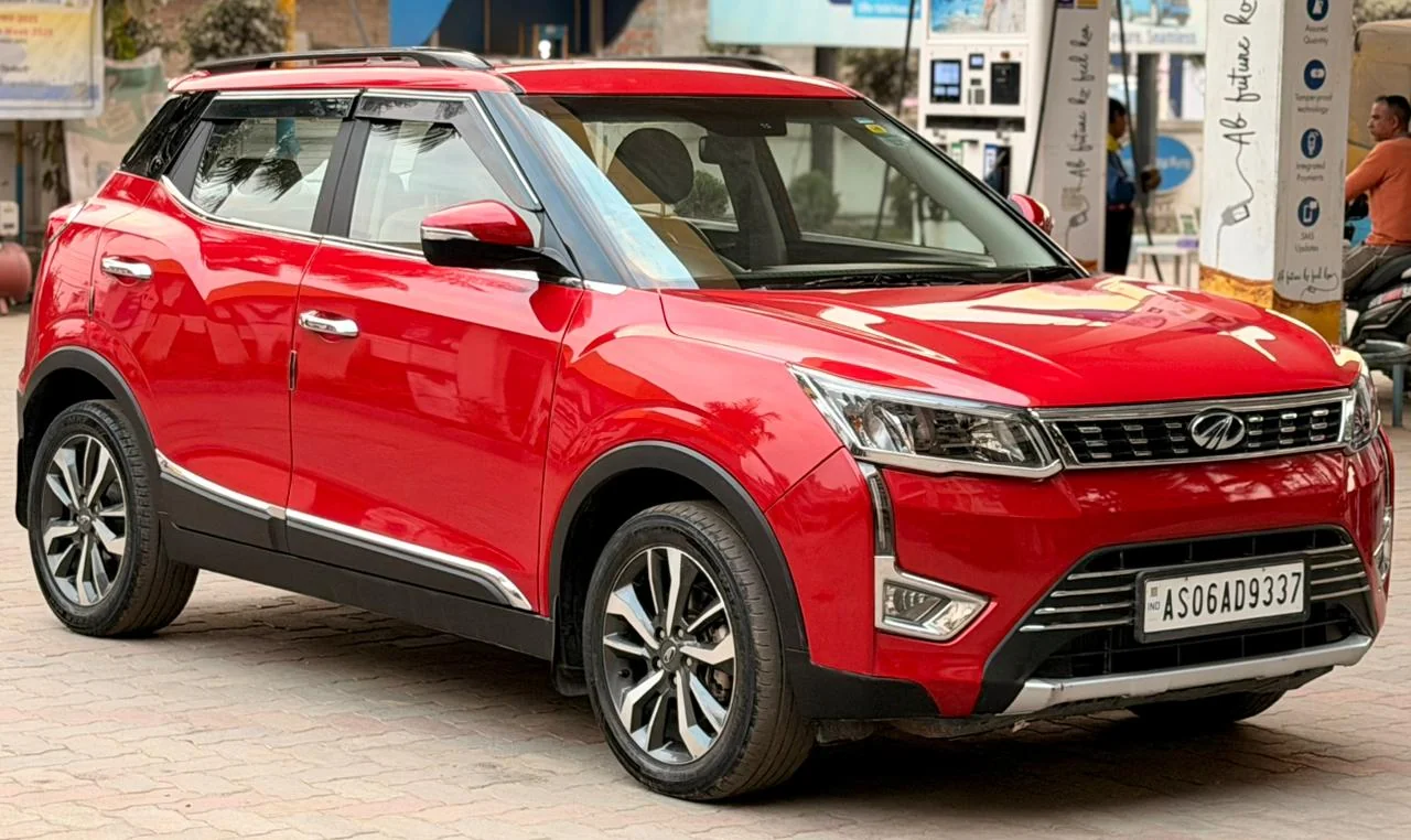 Mahindra XUV300 - Thumbnail 14