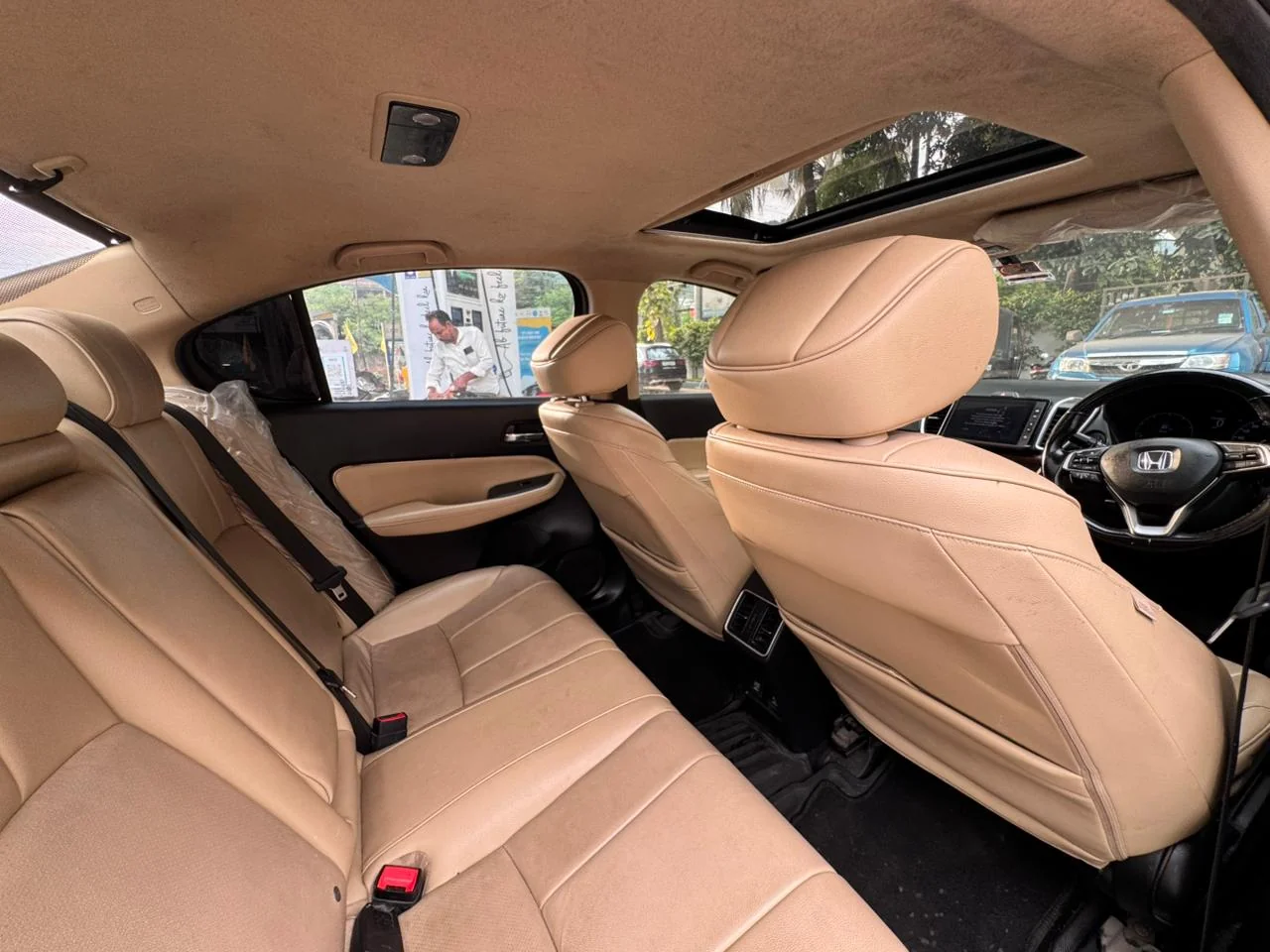 Honda City - Thumbnail 6