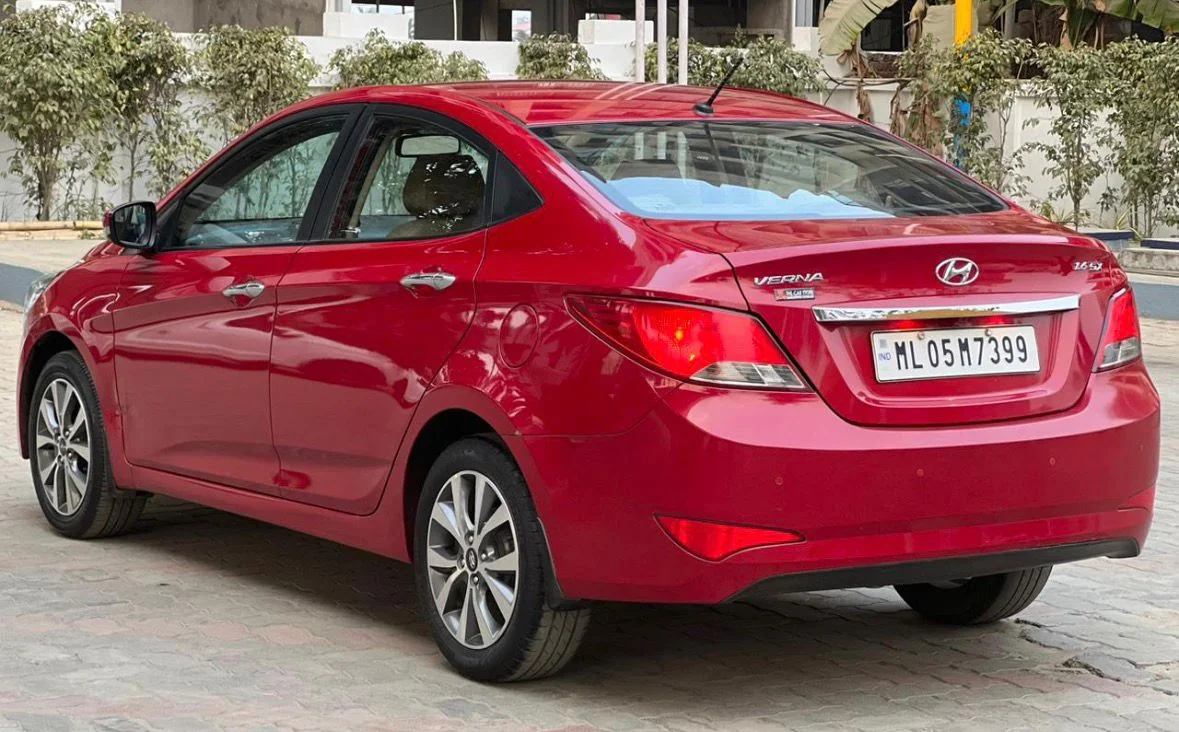 Hyundai Verna - Thumbnail 6
