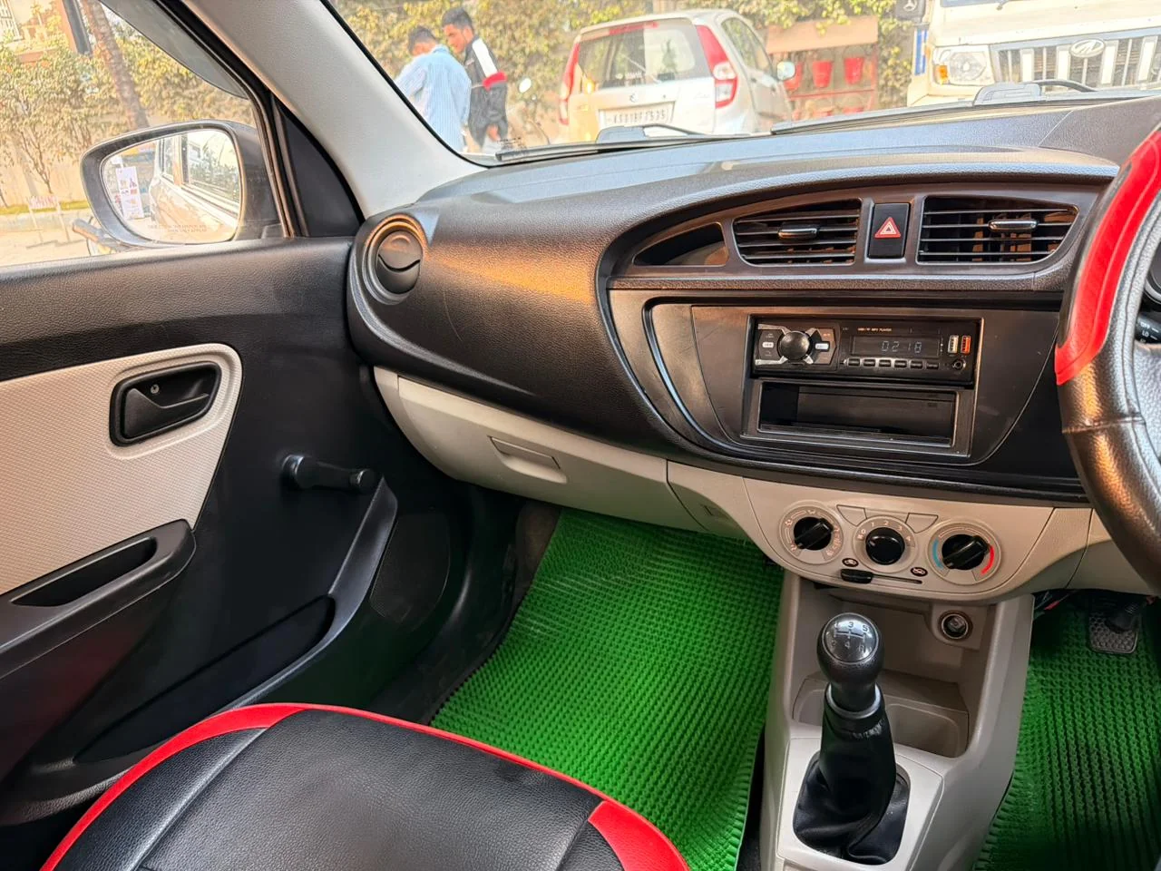 Maruti Suzuki Alto 800 - Thumbnail 13