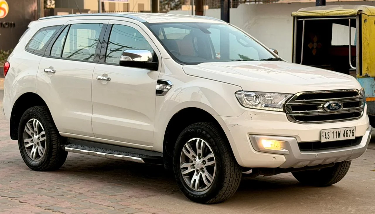 Ford Endeavour - Thumbnail 2