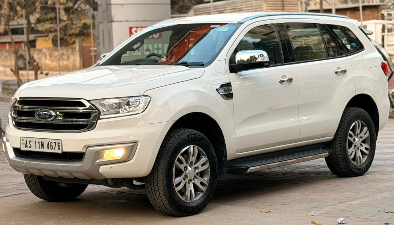 Ford Endeavour - Thumbnail 4