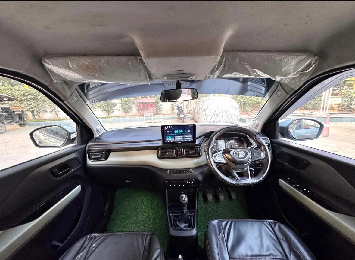 Tata Punch - Thumbnail 8