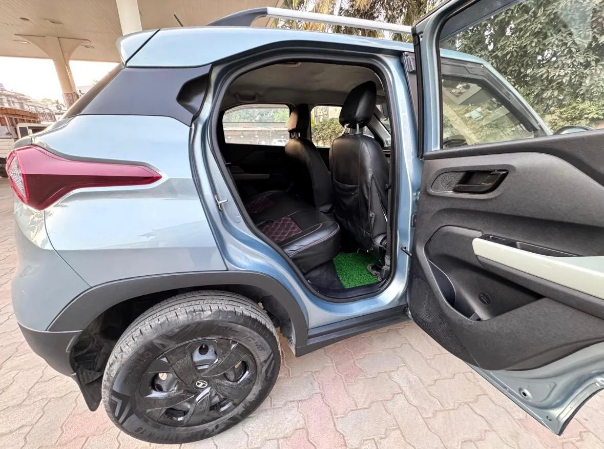 Tata Punch - Thumbnail 10