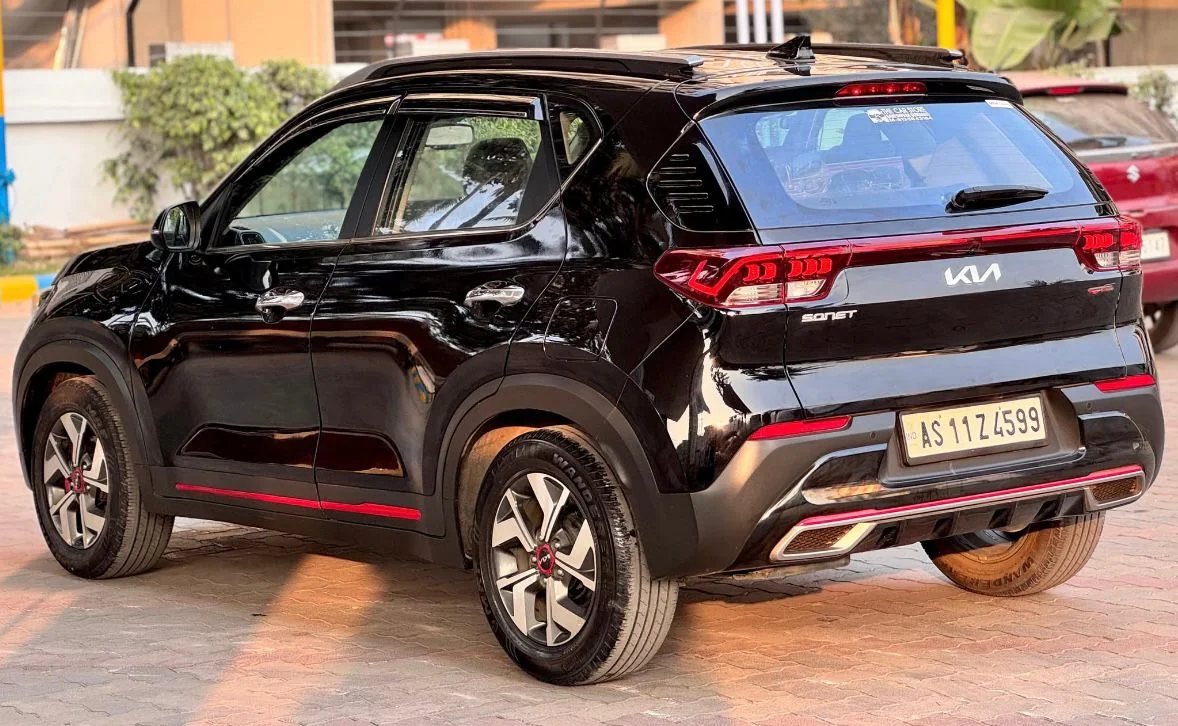 Kia Sonet - Thumbnail 3