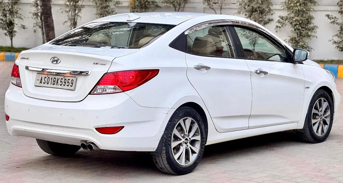 Hyundai Verna - Thumbnail 5