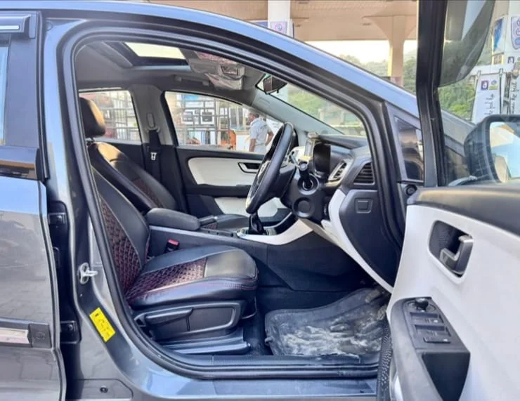 Tata Altroz - Thumbnail 7