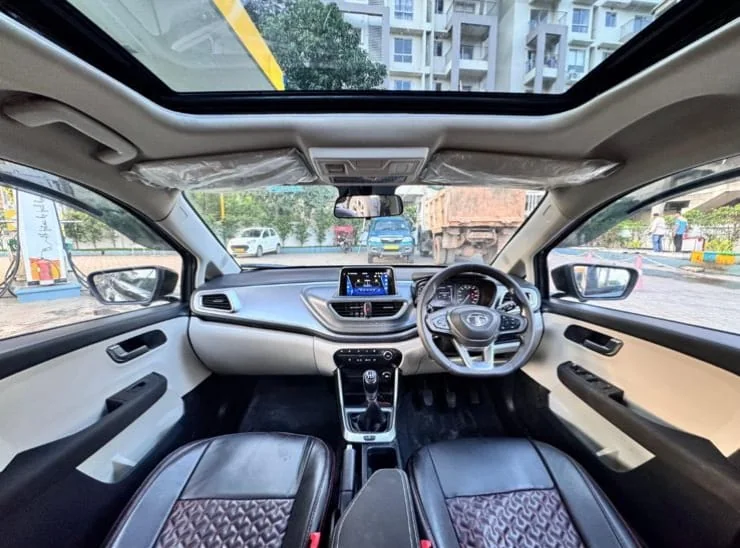 Tata Altroz - Thumbnail 10